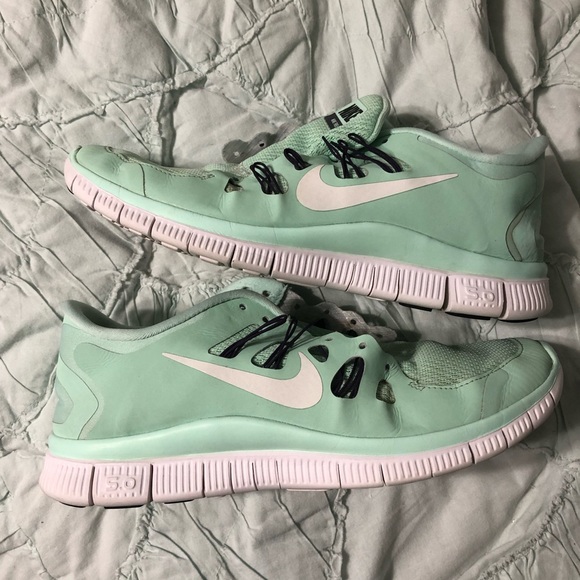 nike free mint
